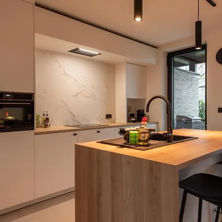 Nieuw - De Grenspaal Oost 7p - 3slpk - Sauna - Laadpaal