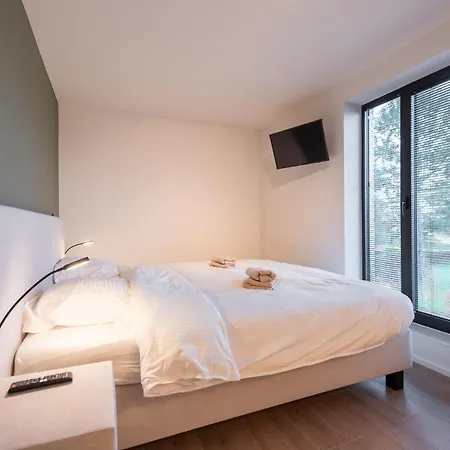 Nieuw - De Grenspaal Oost 7p - 3slpk - Sauna - Laadpaal Vakantiehuis Riemst